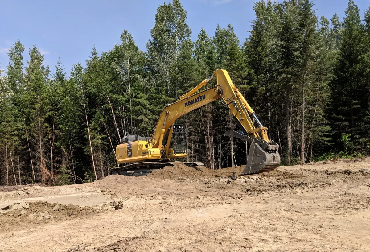 Komatsu 150 excavator